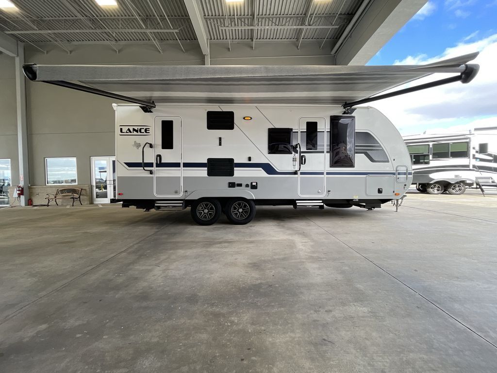 2022 Lance Travel Trailer 2185 in buda TX