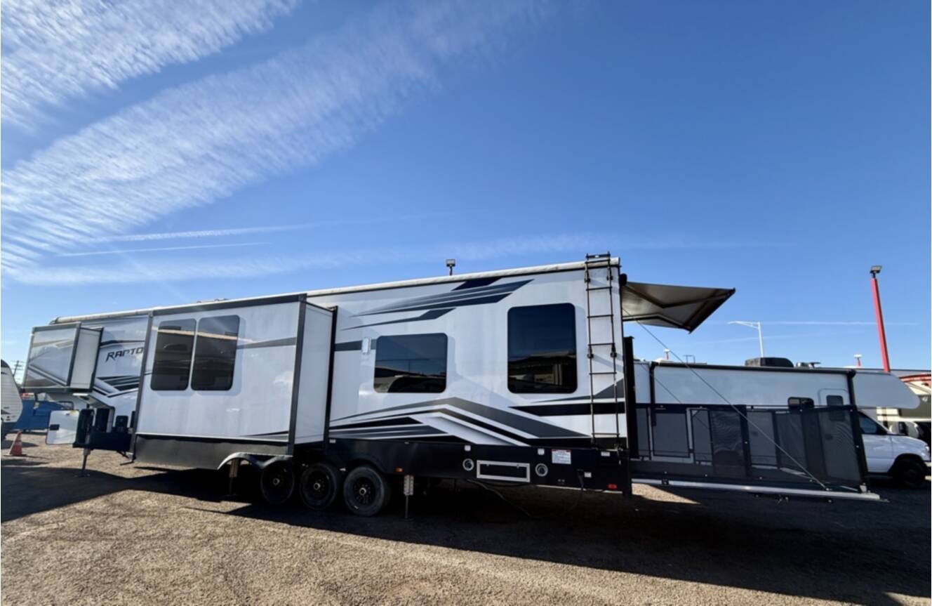 A photo of this 2022 Keystone RAPTOR 423