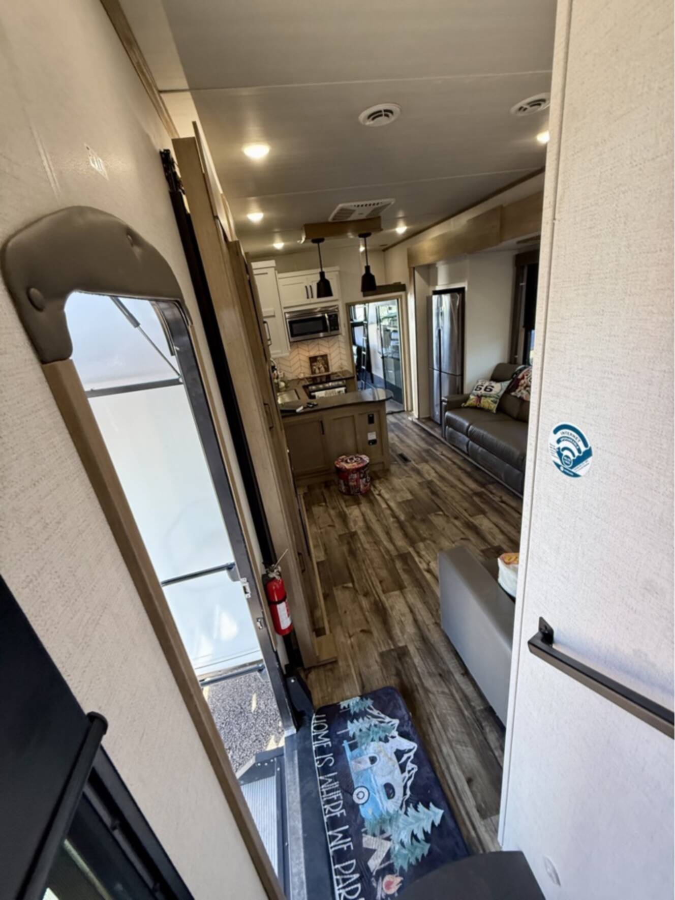 A photo of this 2022 Keystone RAPTOR 423