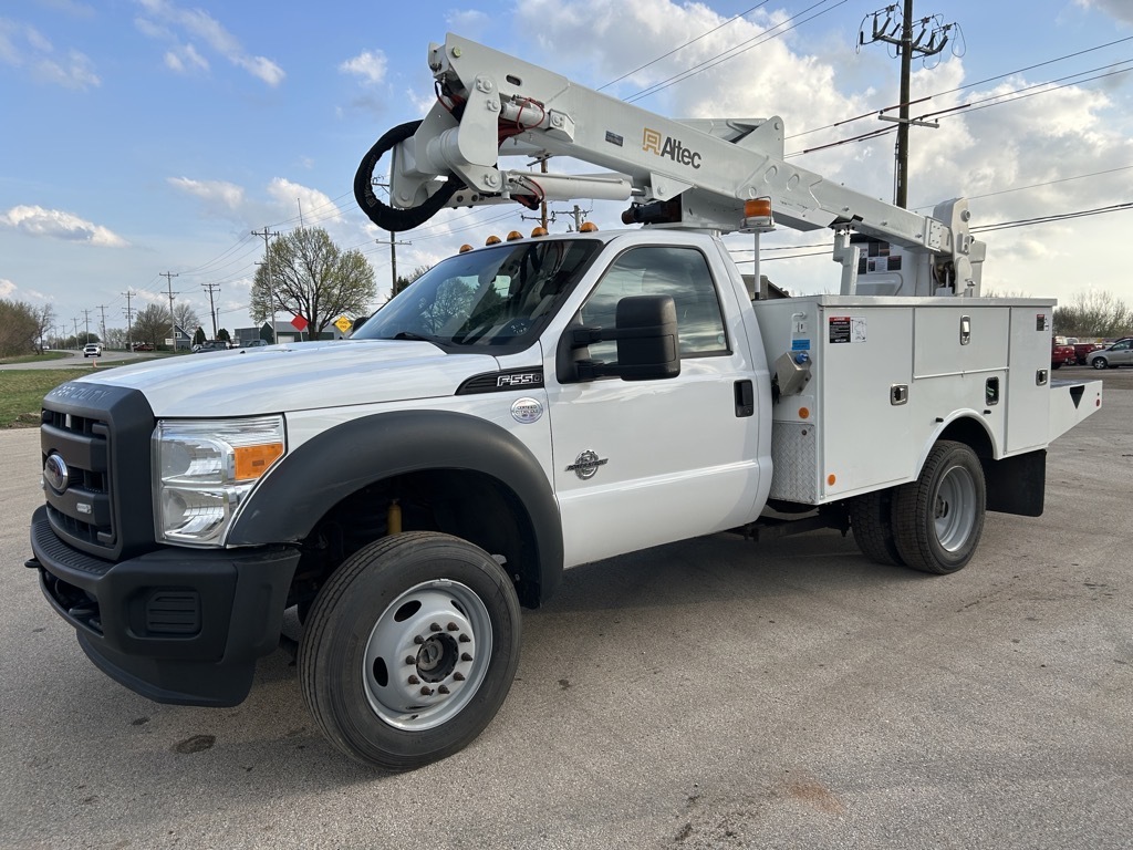 2016 FORD F550 in Lake In The Hills, IL