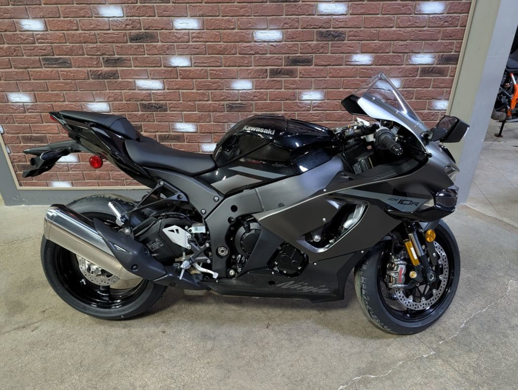 Full Throttle Motorsports in Lansing, Michigan. Find New and Used