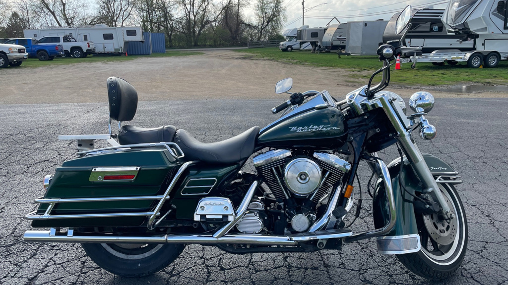 1997 Harley-Davidson FLHRI ROAD KING BASE in Marengo, IL