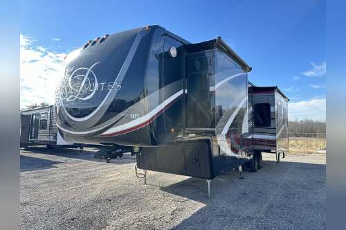2021 DRV Mobile Suites Luxury 36 RKSB in weatherford TX