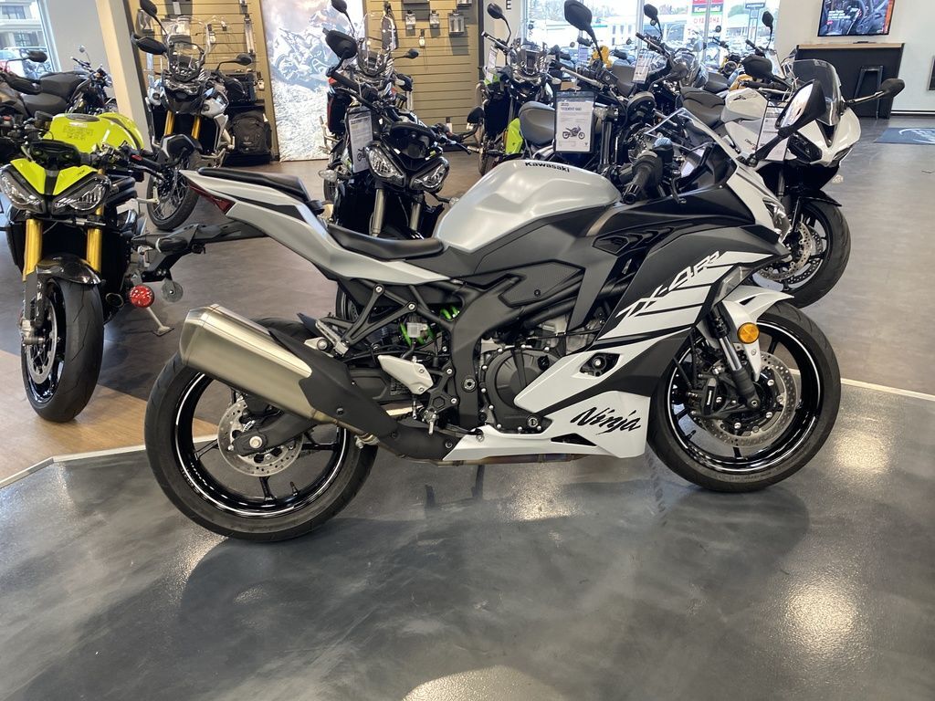 Silver Kawasaki Ninja ZX-4RR Abs Motorcycles For Sale - Cycle Trader