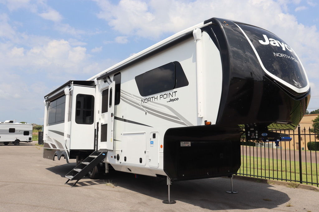 2026 Jayco Fifth Wheels North Point 310RLTS in southaven MS