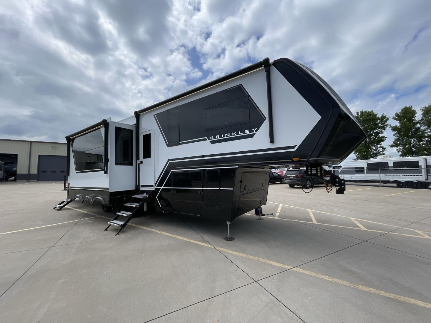 2026 Brinkley Rv Model G 3250 in blue grass IA