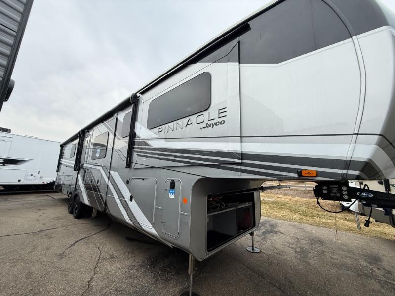 2026 Jayco Pinnacle 39FLOK in deforest WI