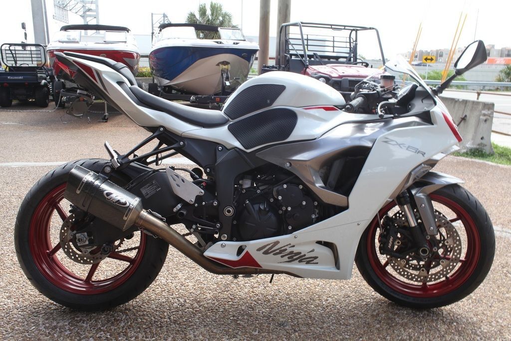 White 2024 Kawasaki Ninja ZX-6R Motorcycles For Sale - Cycle Trader