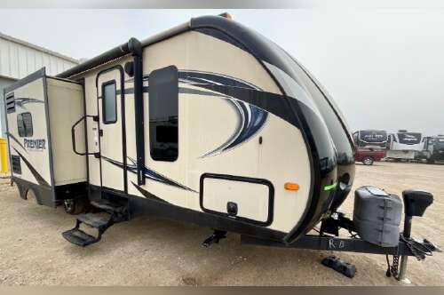 2015 Keystone Bullet Premier 26RBPR in elkhorn WI