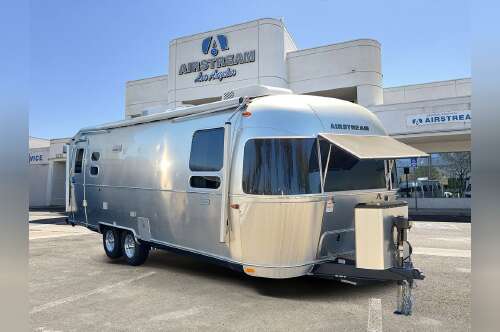 2025 Airstream Globetrotter 27FBQ in san gabriel CA