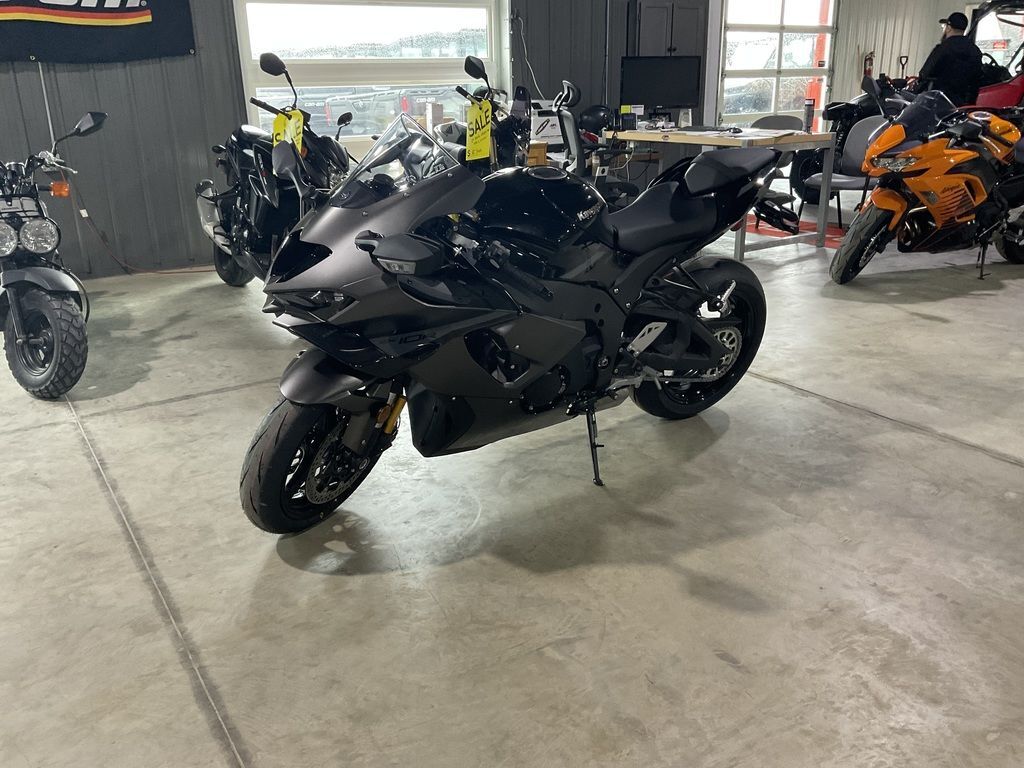 REVERIE 225 μ１０枚【更に容量アップ‼️】業界最安値‼️ New 2025 Gravely USA Pro-Turn ZX 52 in. Kawasaki FX691V 22 hp