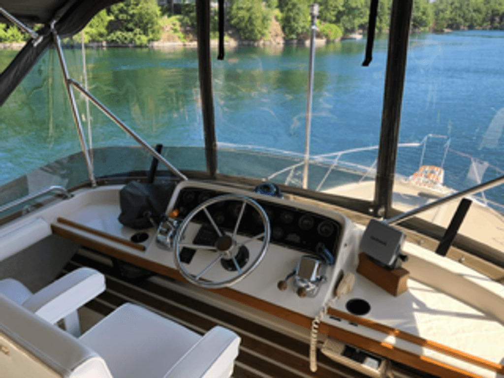 1987 Silverton 34 Convertible in alexandria bay NY