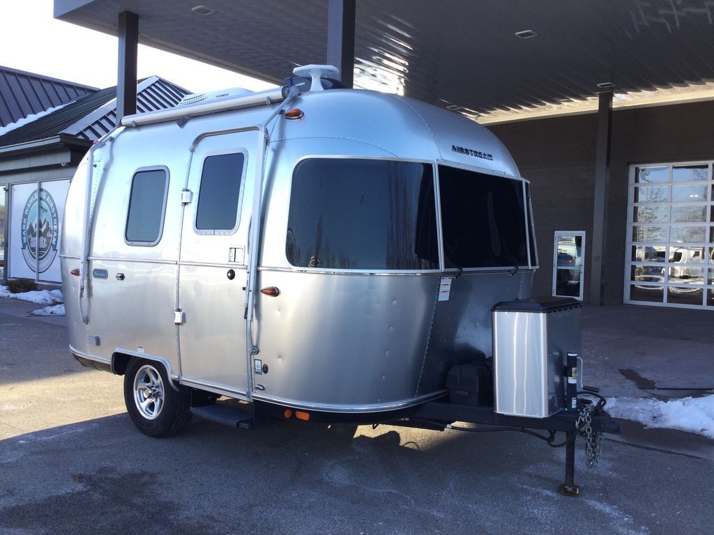 2023 Airstream Bambi 16RB in lorain OH