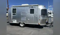 2005 Airstream Airstream Bambi International 19' RV