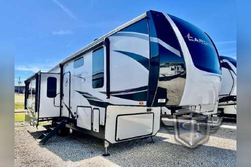2022 Forest River Rv Cardinal Luxury 320RLX in navasota TX