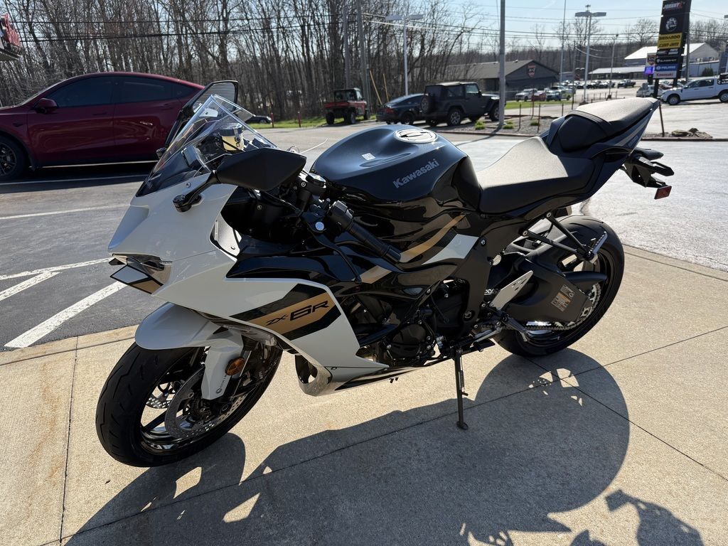 White Kawasaki Ninja ZX-6R Motorcycles For Sale in Ohio - Cycle Trader