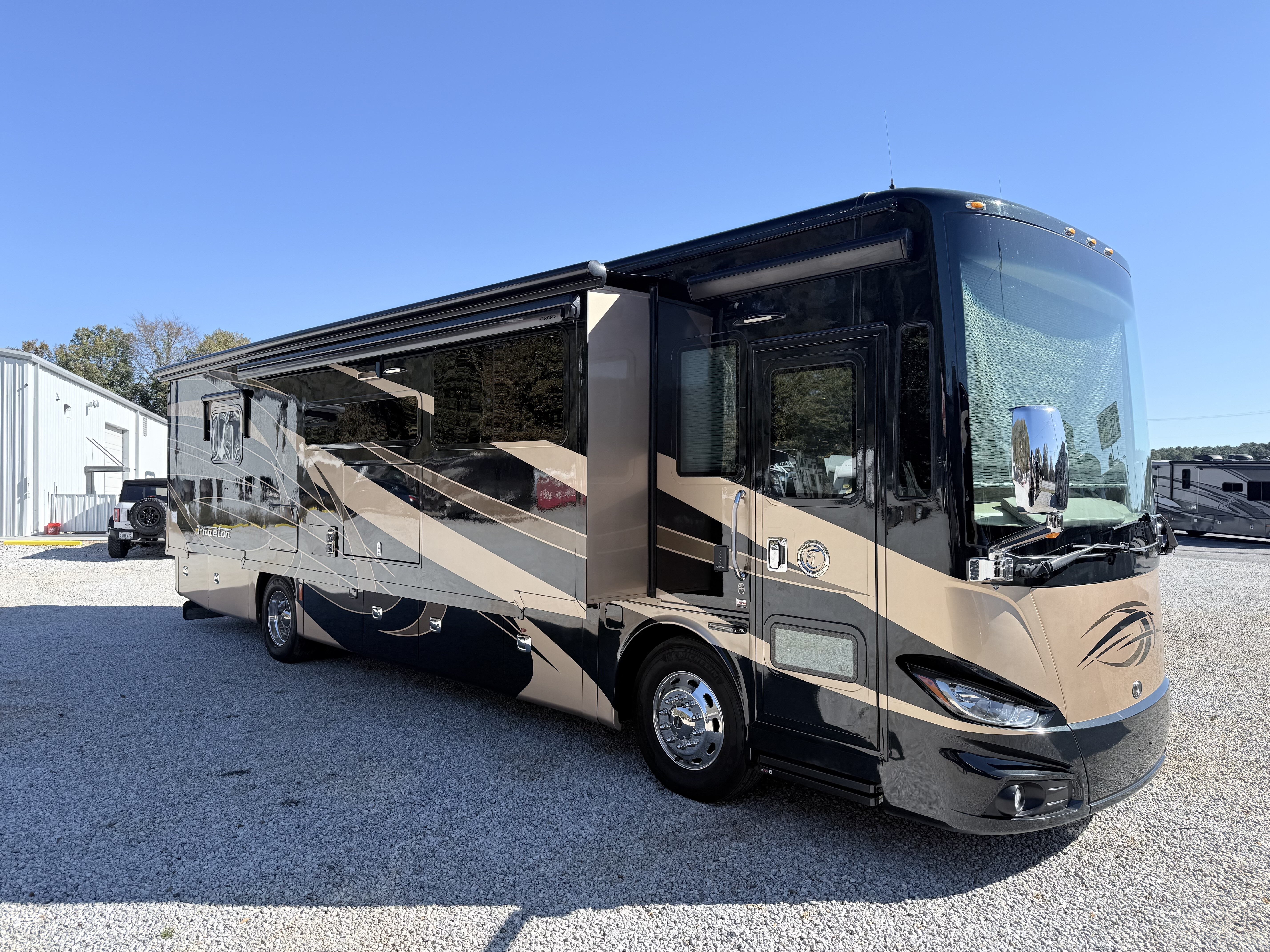 2019 Tiffin Motorhomes PHAETON 37BH in greenville SC