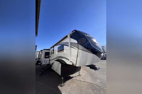 2023 Jayco "Sale Pending" North Point 310RLTS "SALE PENDING" in staunton VA