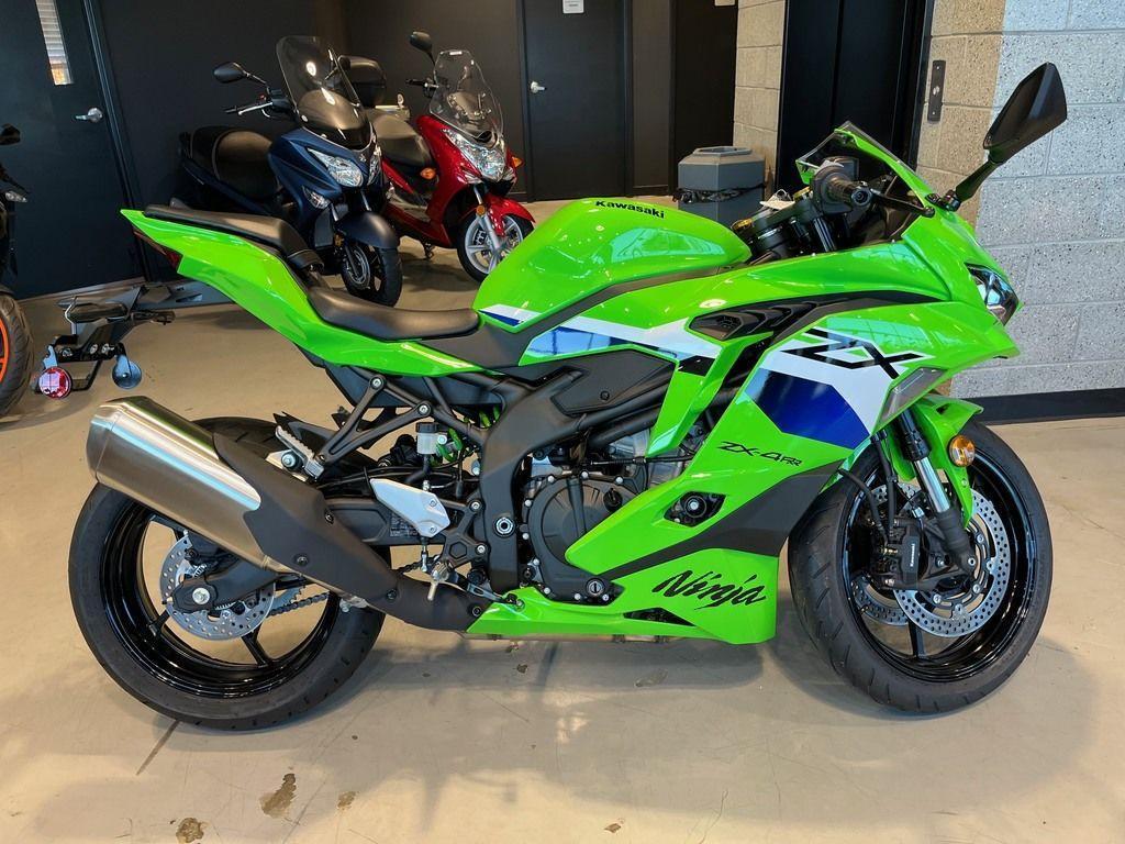ID332621　４．５Ｋ（２０２１年東芝製） 2026 Kawasaki Ninja® ZX™-4RR ABS | Motorcycle.com