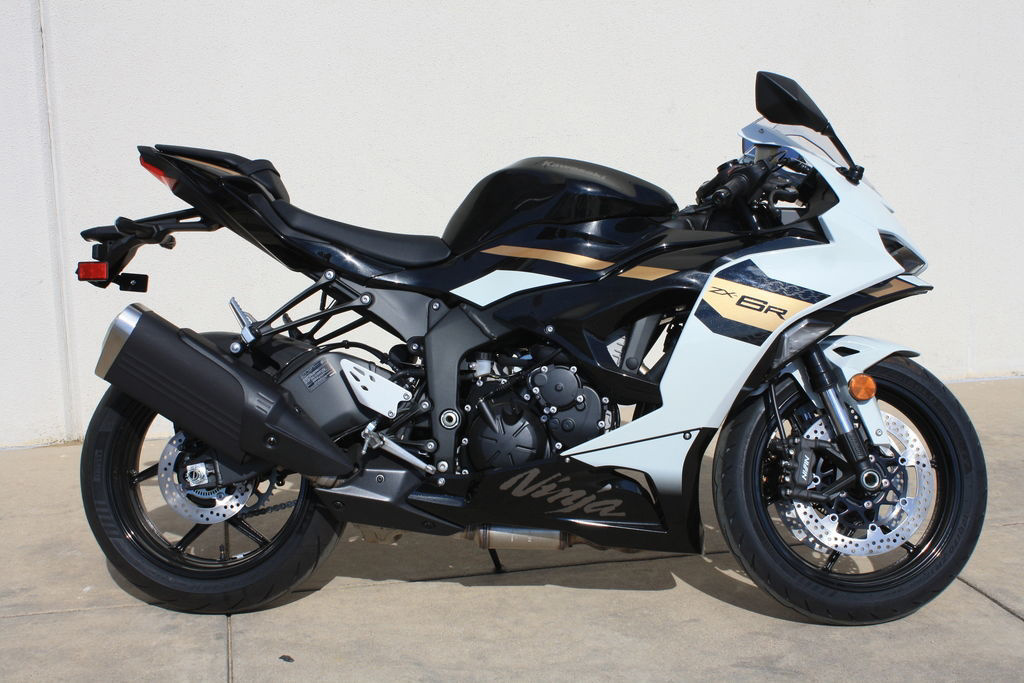 White Kawasaki Ninja ZX-6R Motorcycles For Sale in Texas - Cycle