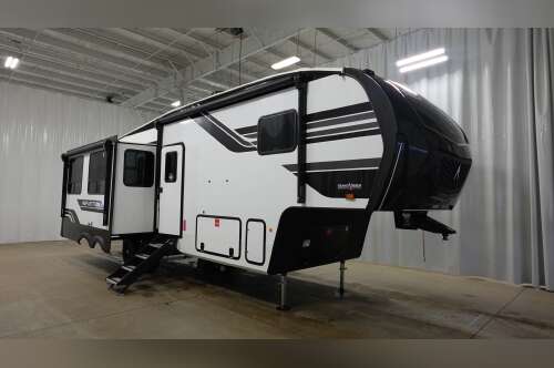 2026 Grand Design REFLECTION 303RLS in clarkston MI