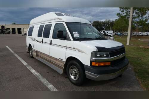 2004 Roadtrek VERSATILE 190 in dover FL