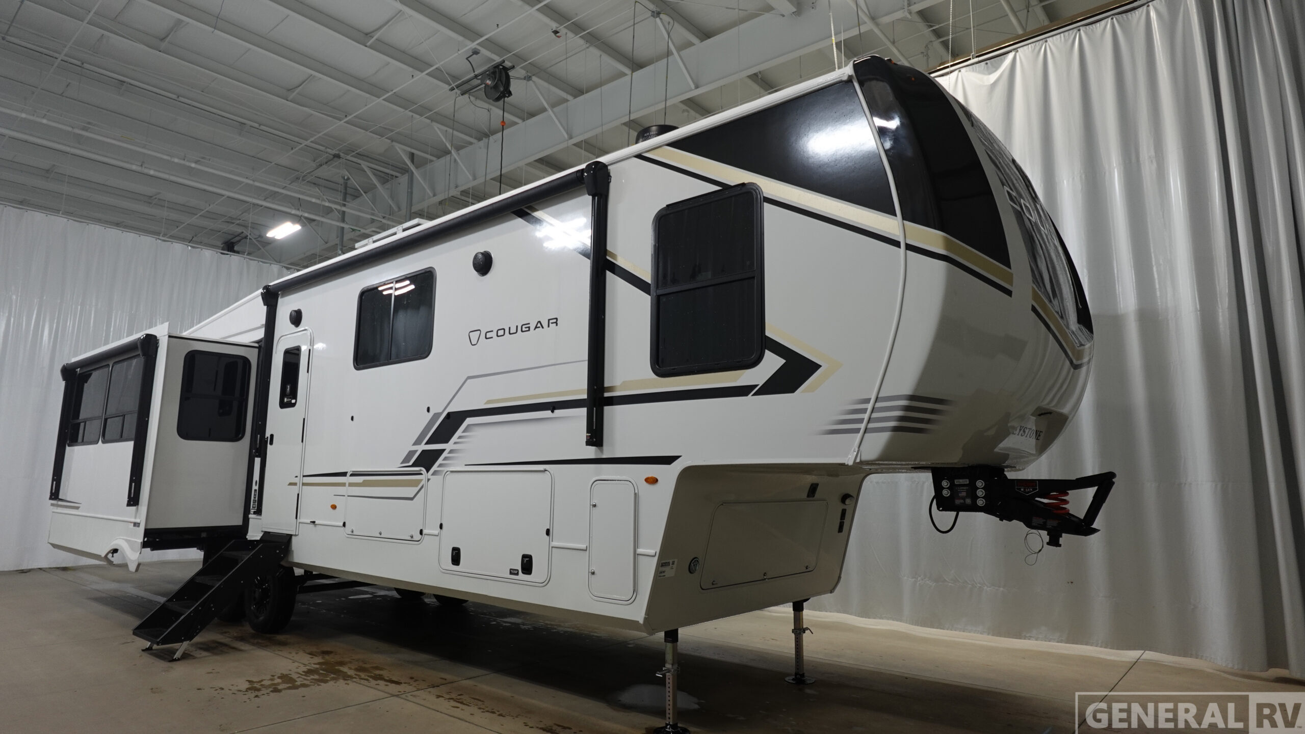 2026 Keystone Rv COUGAR 360MBI in birch run MI