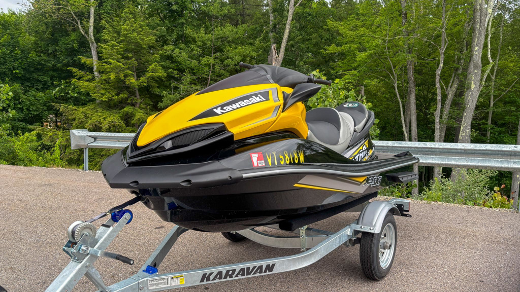 Kawasaki ULTRA LX トレーラー付き！美艇！船検査満タン！カスタム 32-6-Kawasaki-UltraLX-studio-1