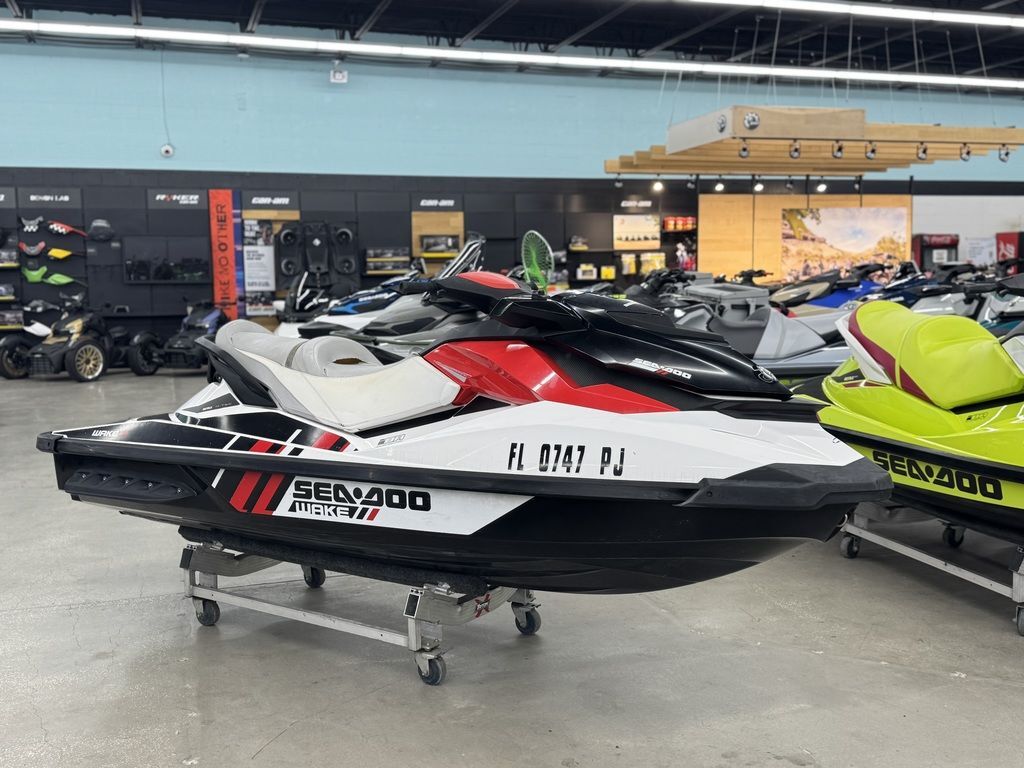 ジェット　SEADOOウェイク155 お盆まで値下げします！ シードゥー ウェイク 155 2008年 製品データバンク｜WEB博物館ボート
