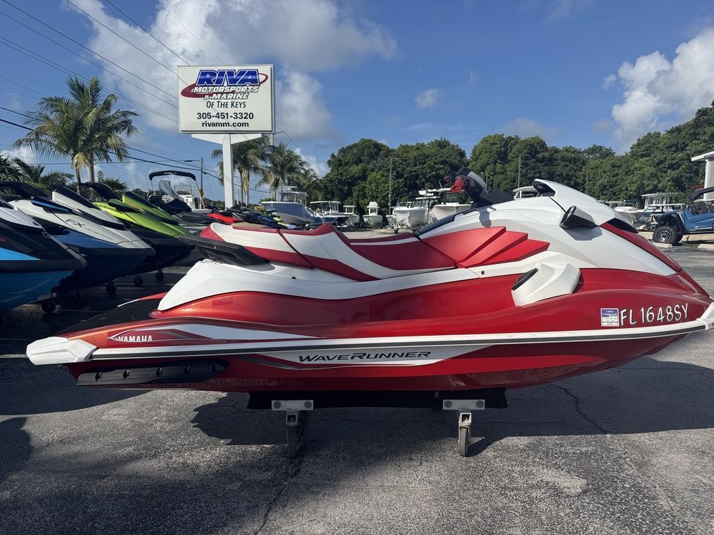 higesan サーフボード8’0フィート（レット＆ホワイトツートン） 2021 Waverunner Gp For Sale - Yamaha Personal Watercraft - PWC Trader