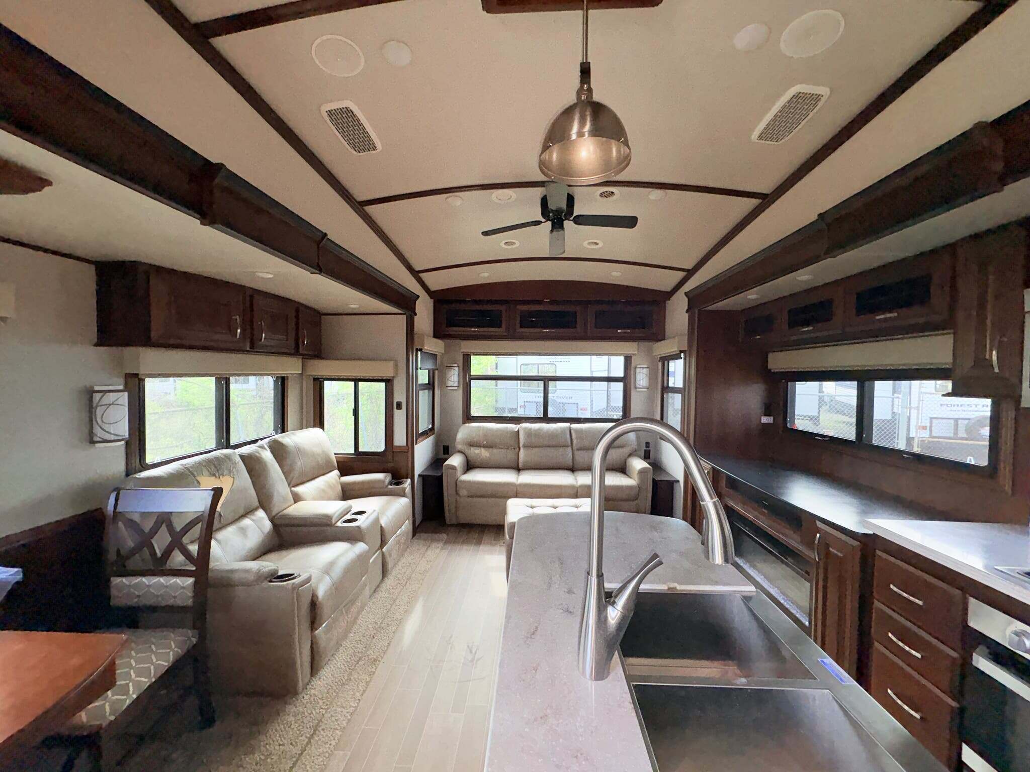 2019 Jayco Pinnacle 36FBTS in williamstown NJ
