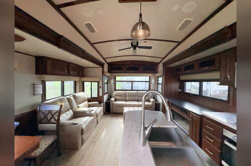 2019 Jayco Pinnacle 36FBTS in williamstown NJ