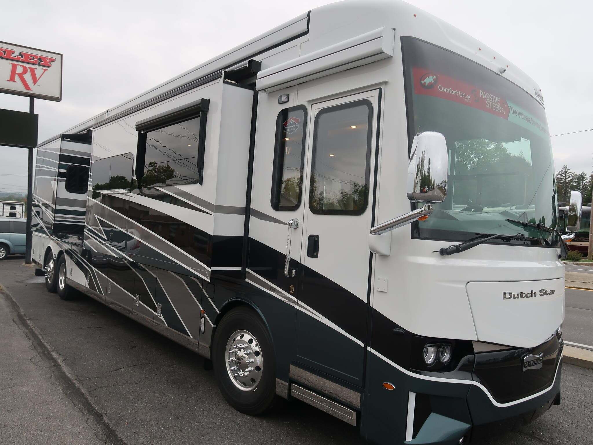 2025 Newmar Dutch Star 4369 in duncansville PA