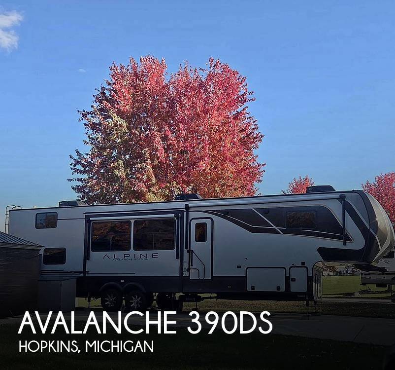 2024 Keystone Avalanche 390DS RV