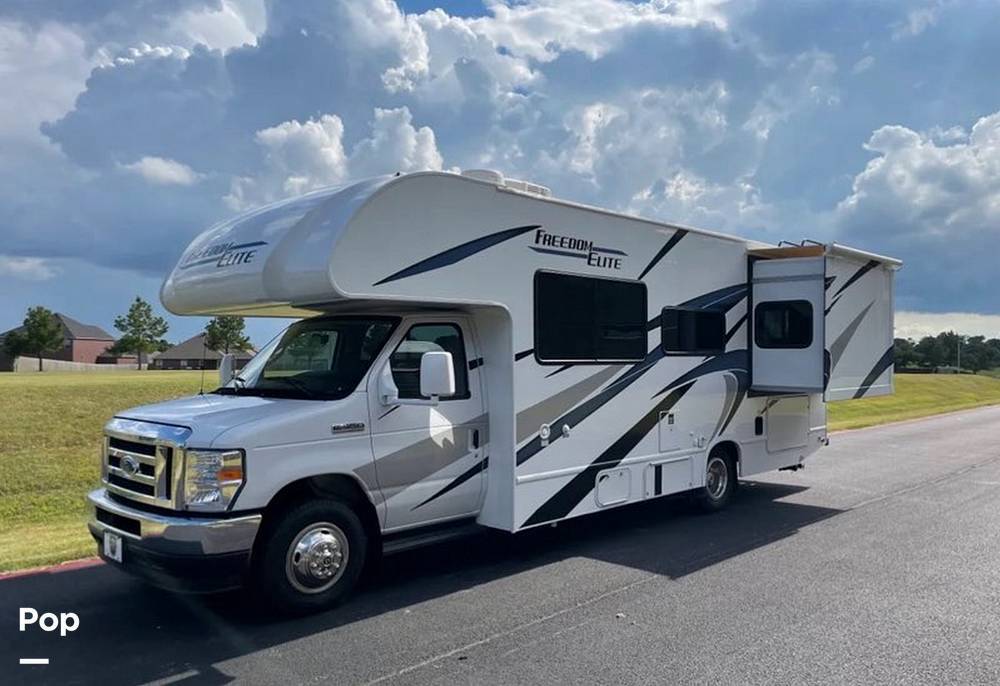 2022 Thor Motor Coach Freedom Elite 26HE in bentonville AR