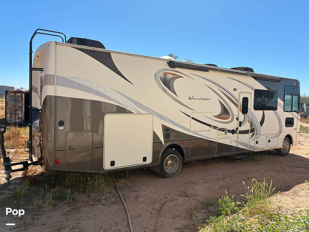 2017 Thor Motor Coach Hurricane 34J in chandler AZ