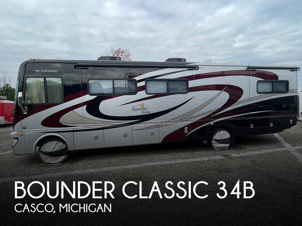 2012 Fleetwood Bounder Classic 34B in casco MI