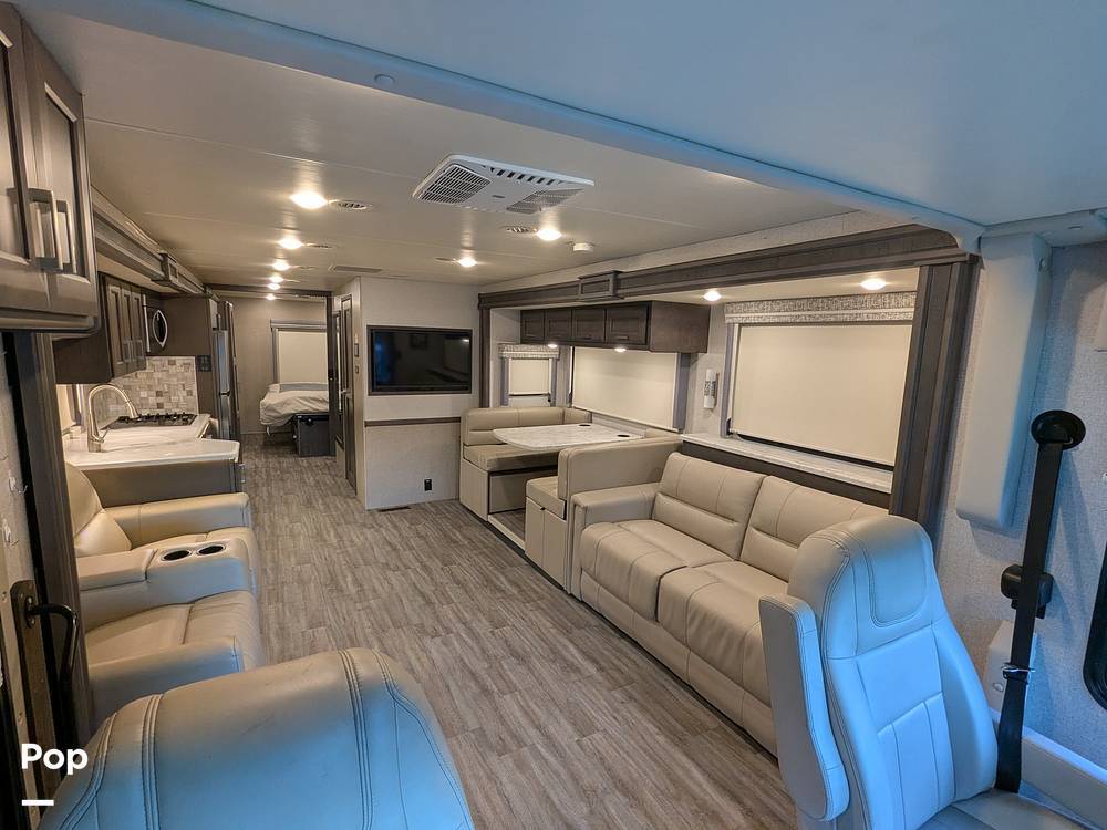 2023 Thor Motor Coach Miramar 35.2 in saint johns FL