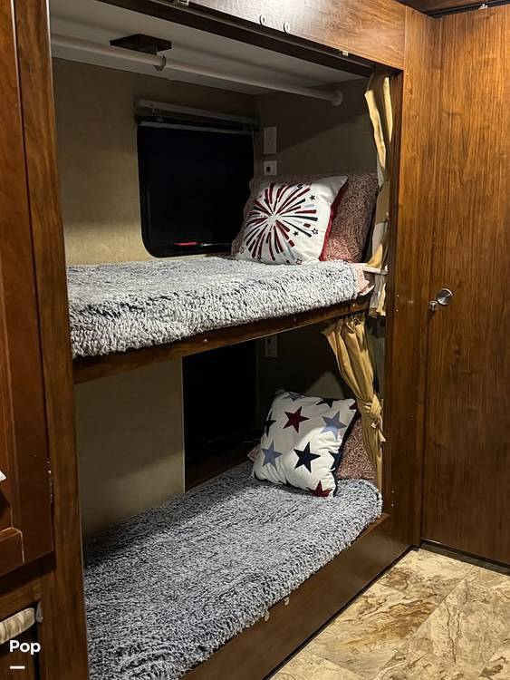 2016 Coachmen Pursuit 33BH in kalispell MT