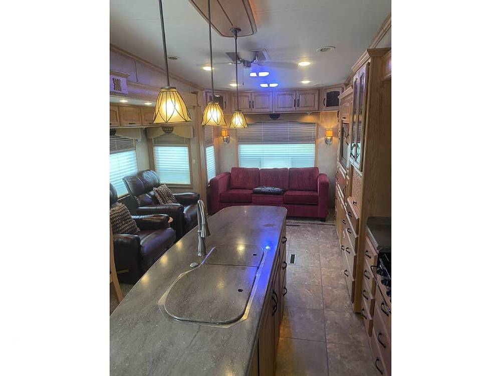 2011 DRV Mobile Suites 38RSSB3 in lavaca AR