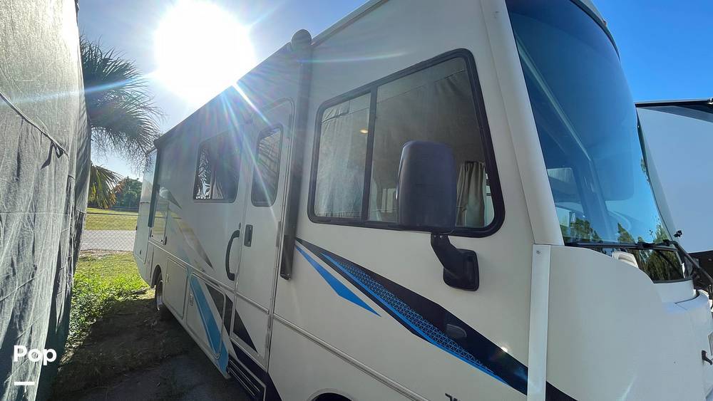 2019 Winnebago Sunstar 29VE in cape coral FL