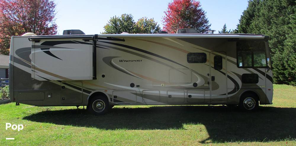 2018 Thor Motor Coach Windsport 35M in camden-wyoming DE