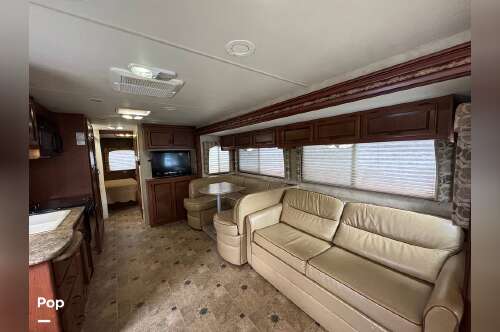 2012 Thor Motor Coach Hurricane 32A in panorama city CA