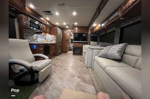 2017 Fleetwood Bounder 34T in hamshire TX