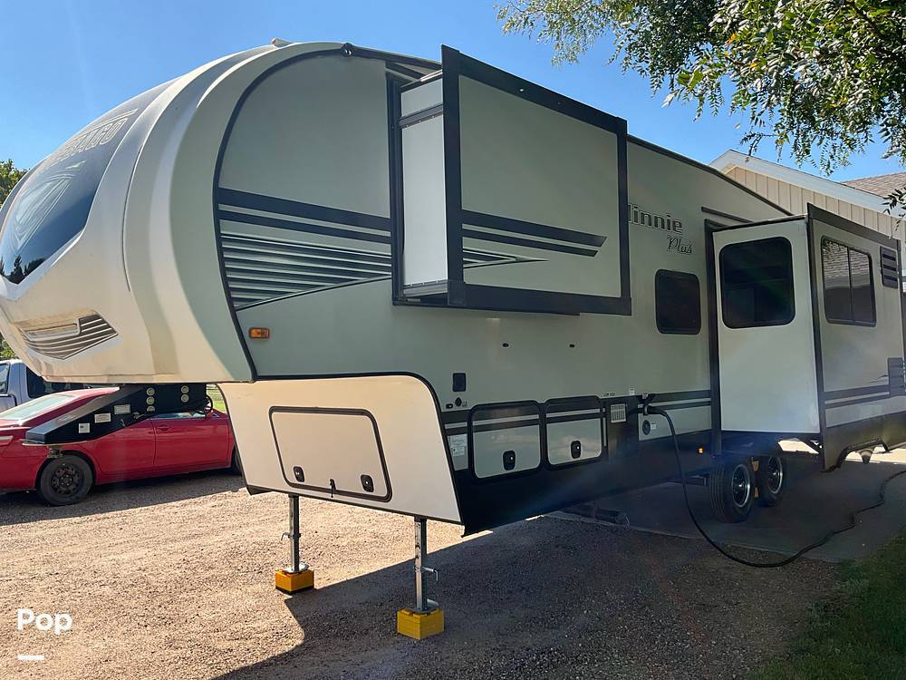2020 Winnebago Minnie Plus 29RBH in garden city KS