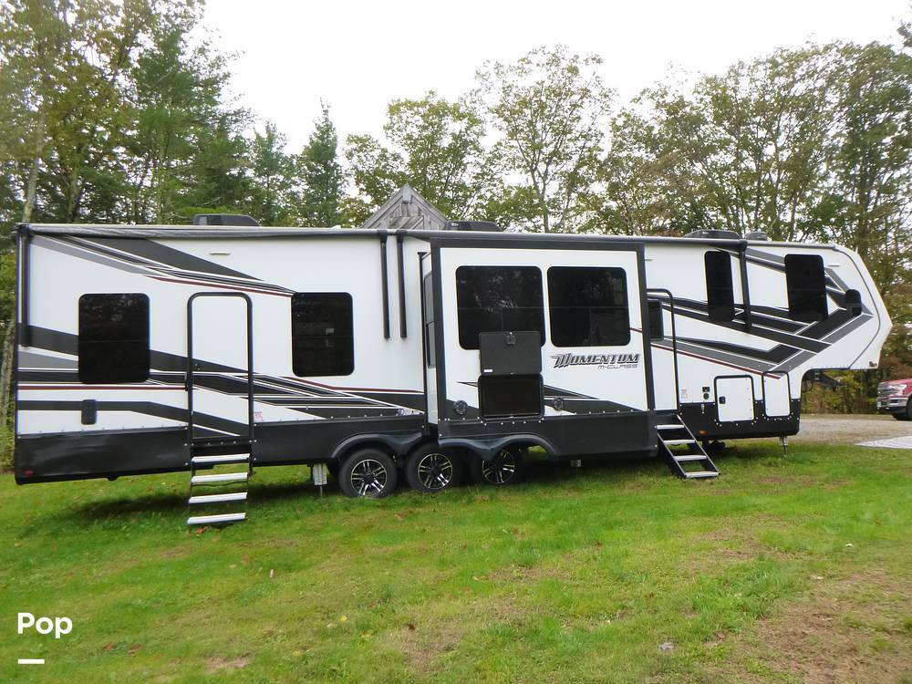 2022 Grand Design Momentum 381M-R in richmond NH