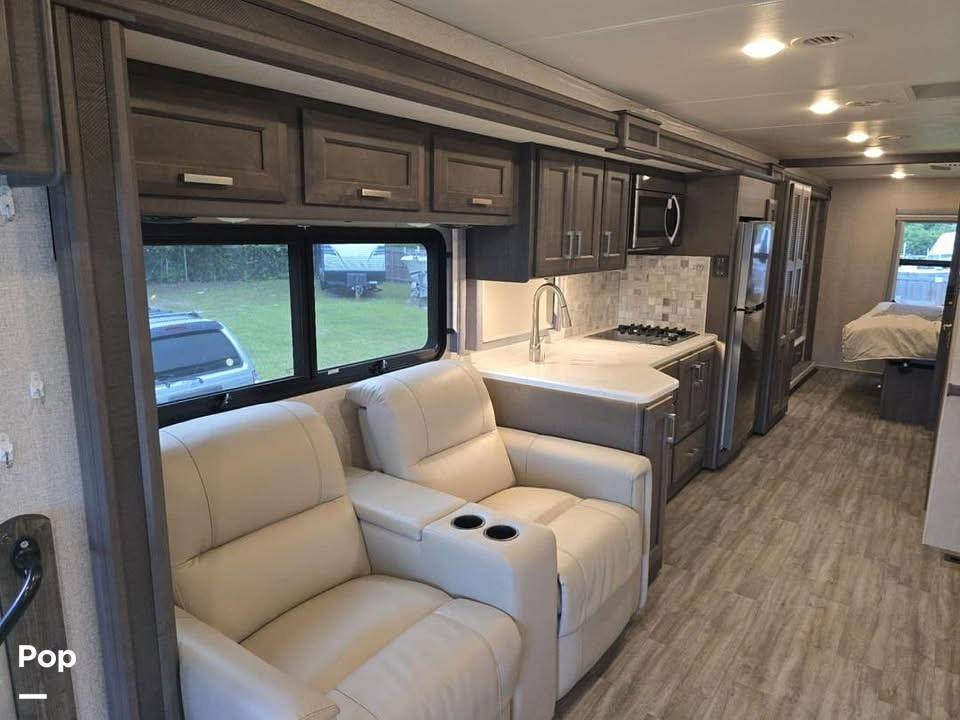 2023 Thor Motor Coach Miramar 35.2 in saint johns FL