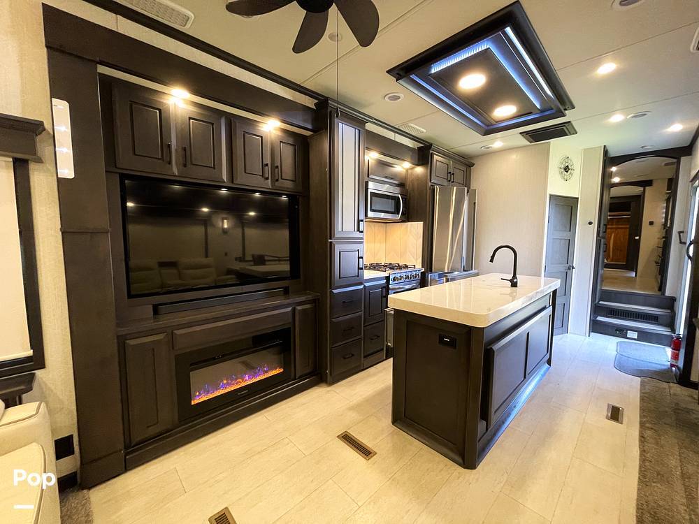 2022 DRV Mobile Suites 39DBRS3 in elizabethtown KY