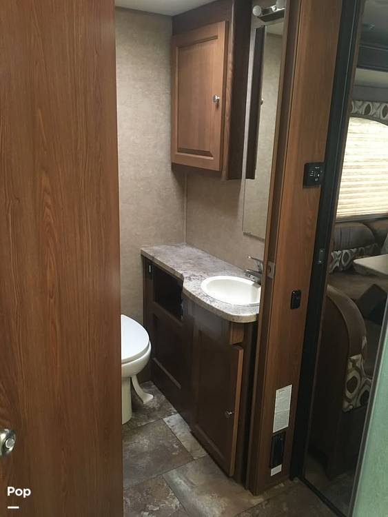 2016 Coachmen Leprechaun 319DS in arroyo grande CA