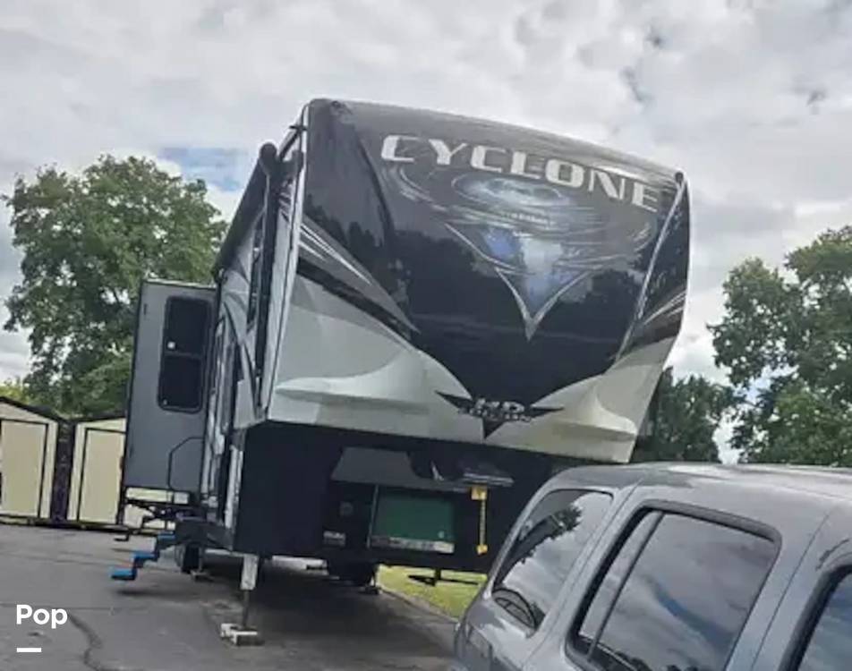 2018 Heartland Cyclone 4005 in plattsburg MO
